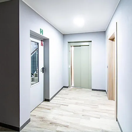 Piano Apartament