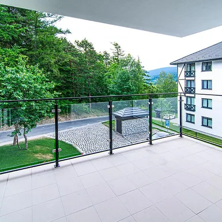 Apartment Piano Swieradow-Zdroj